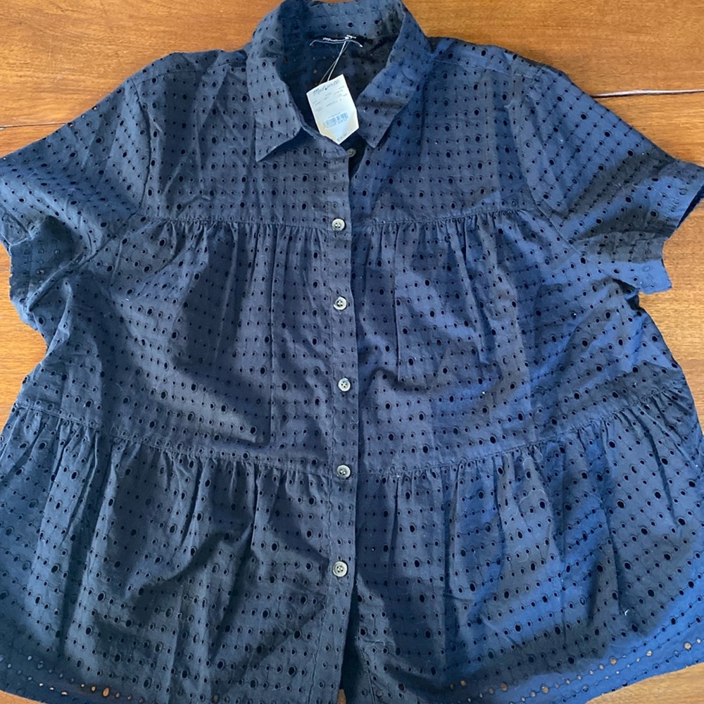 Madewell NWT Navy L cotton Eyelet top button up shirt